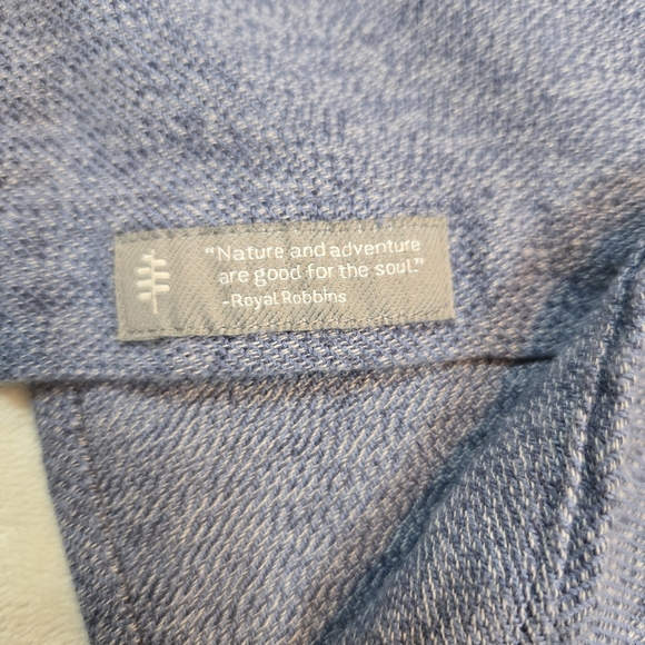 Men's Blue Button-Up Jacket - Picture 4 of 8